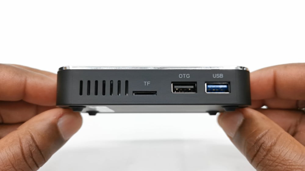 Ugoos X3 Pro Front Ports