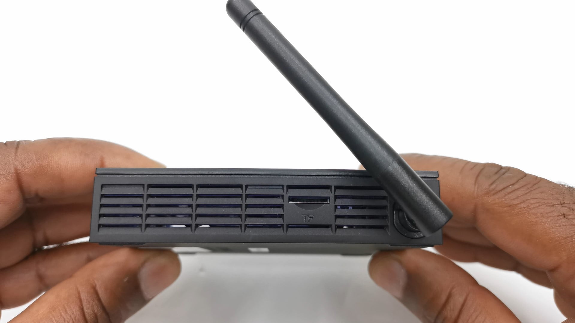 Tanix TX6S other side ports