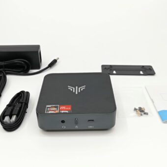 KAMURI AM02 Ryzen Mini PC in the box