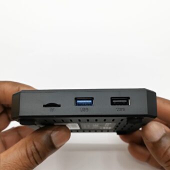 BuzzTV E5 side IO ports