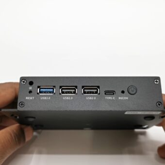 Mekotronics R58 front IO ports