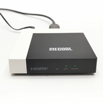 Mecool KM7 Plus front LED indicators