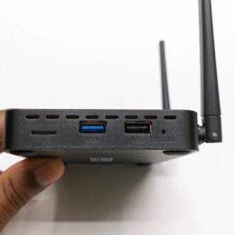 SuperBox S4 Pro side USD ports