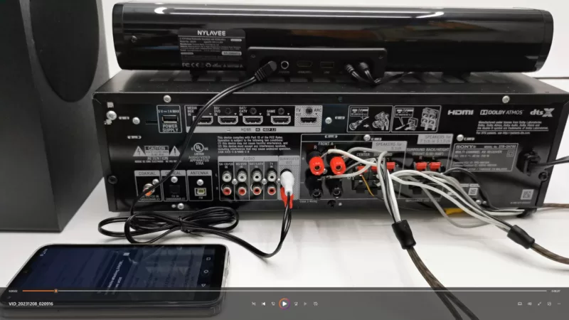 Nylavee Soundbar auxiliary port