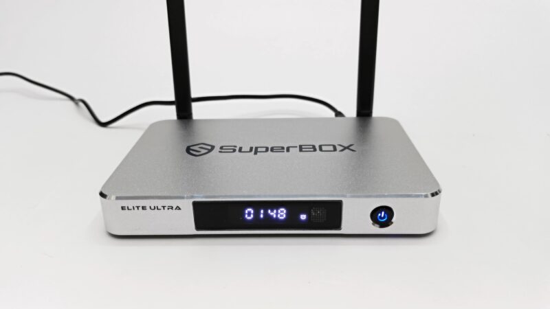 Superbox Elite Ultra LED display