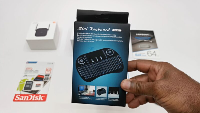 Wireless mini keyboard