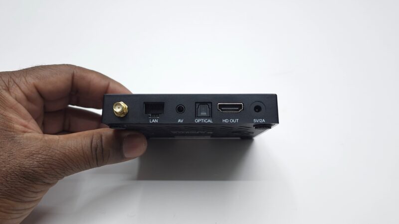 vSeeBox ProMax surface rear IO vSeeBox ProMax surface rear IO