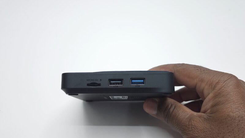 Rocktek G2 USB ports