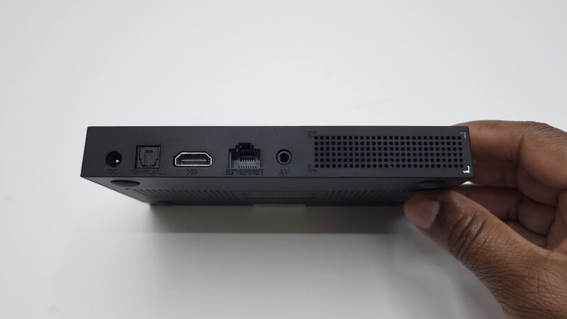 UtrixboxU1 TV Box IO ports