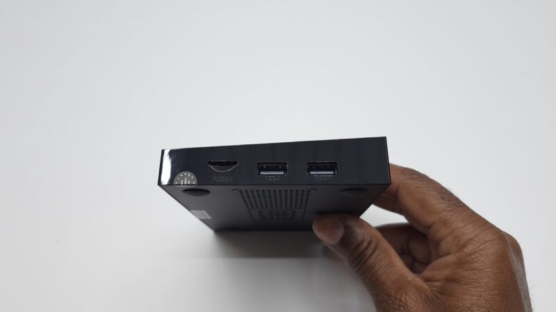 UtrixboxU1 TV Box USB ports