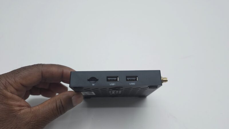 vSeeBox V5 Pro side storage ports vSeeBox V5 Pro side storage ports