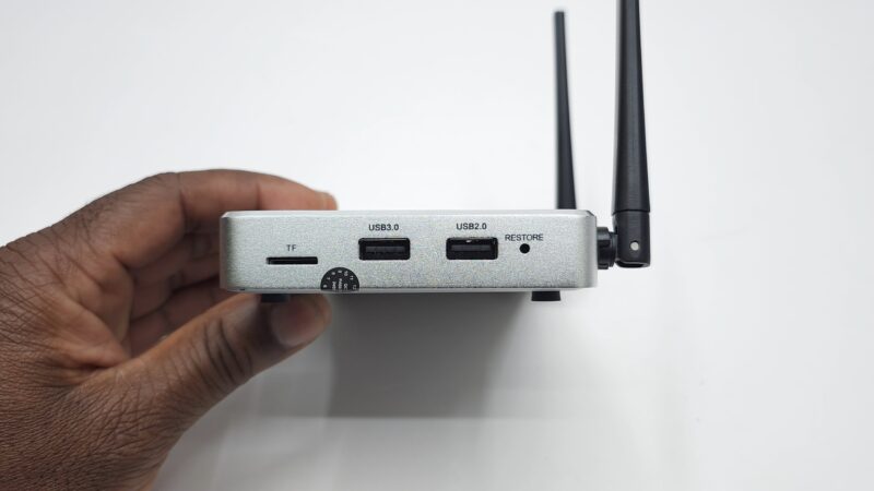 Octastream elite max side USB ports