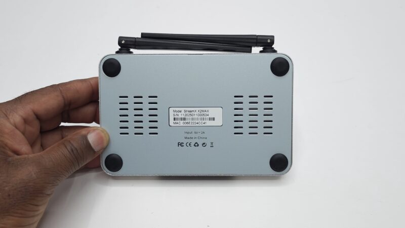 StreamX X2 MAX bottom panel