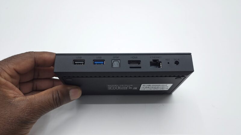 vSeeBox V6 Plus IO ports vSeeBox V6 Plus IO ports