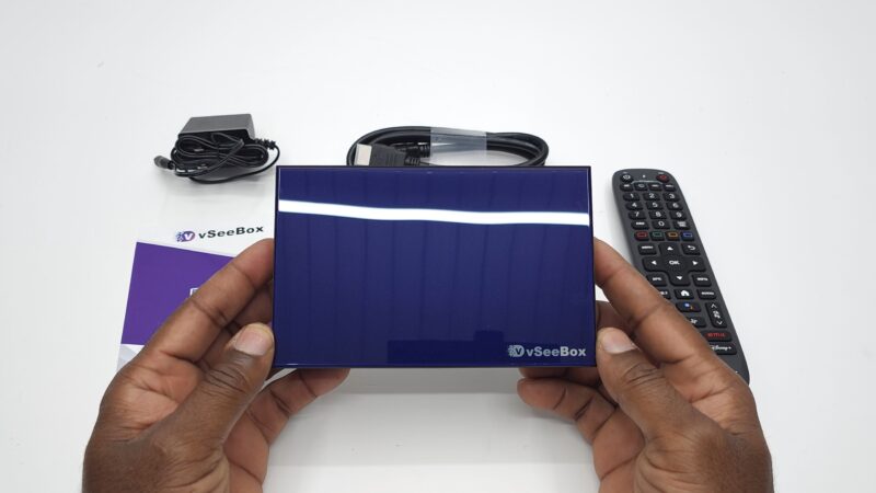 vSeeBox V6 Plus glossy surface vSeeBox V6 Plus glossy surface