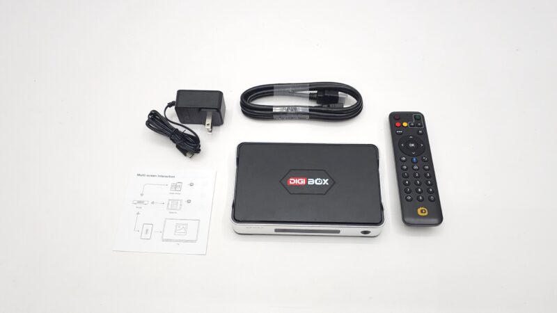 DiGiBox D6 Max TV Box in the box