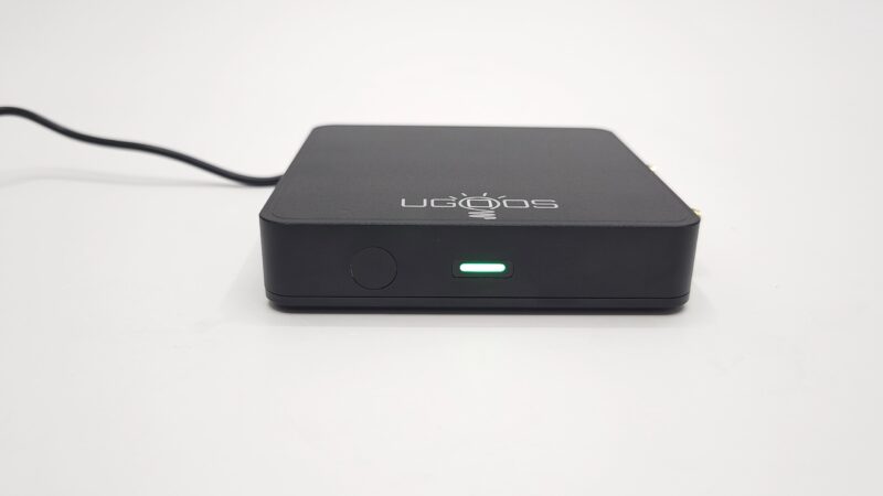 Ugoos AM9 Pro front LED power light