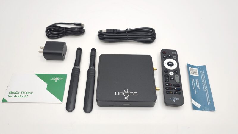 Ugoos AM9 Pro in the box