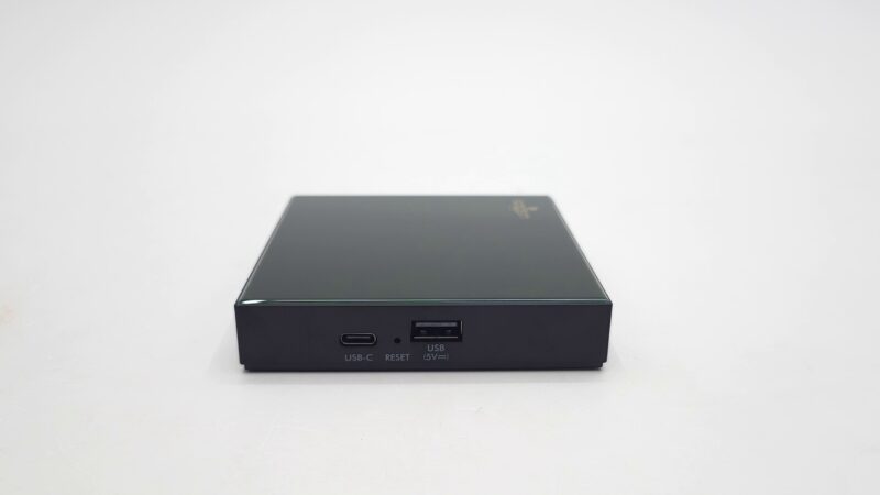 Ugoos SK4 Pro USB ports