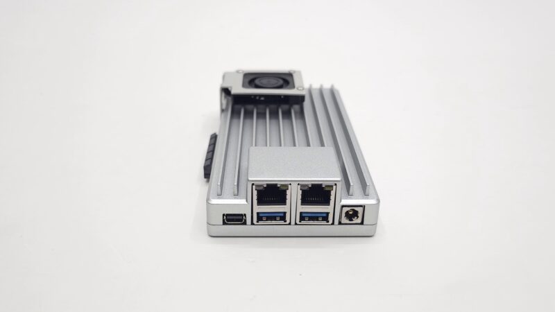 ZimaBoard 2 IO ports ZimaBoard 2 IO ports