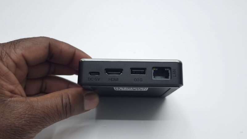 Ugoos X5M Pro IO ports