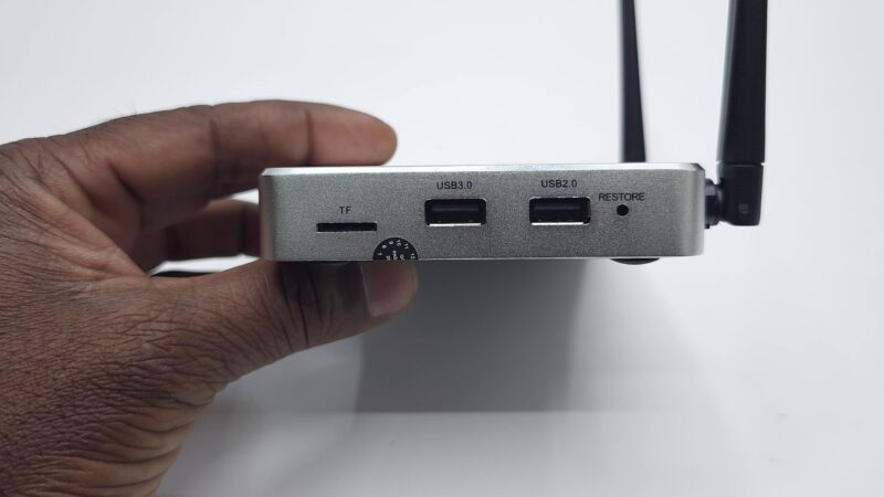 Hyperbox H10 Ultra USB ports Hyperbox H10 Ultra USB ports
